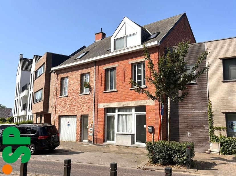Appartement à louer
                    à 2440 Geel