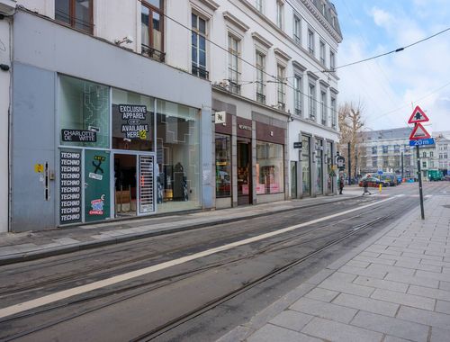                                         Bien commercial à louer à Gent, € 7.500
