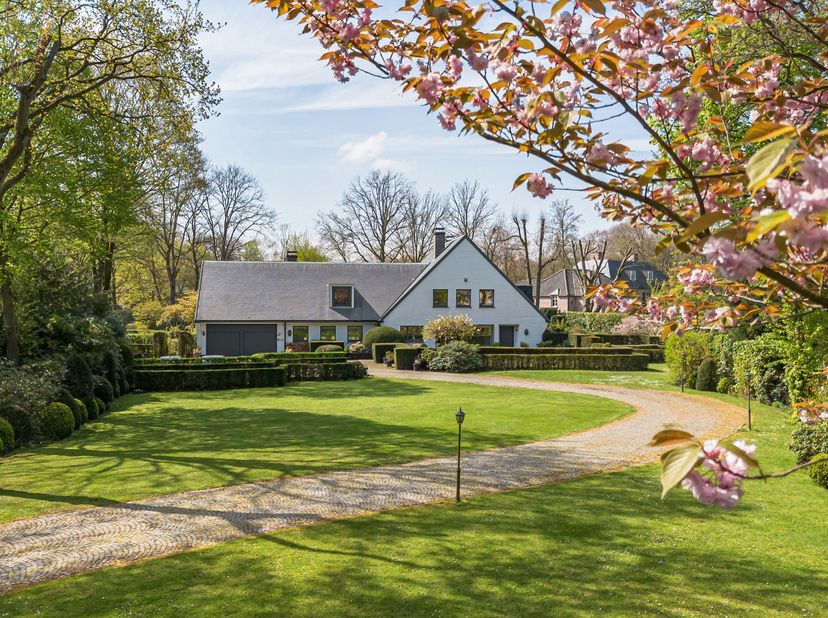 Huis te koop in D'Oultremontlei 34,
                    2930 Brasschaat