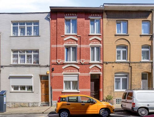                                         Maison à vendre à Forest, € 449.000
