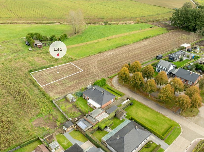 Terrain à vendre
                    à 2275 Lille