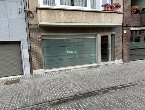                                         Bâtiment commercial à vendre à Oostende, € 275.000
