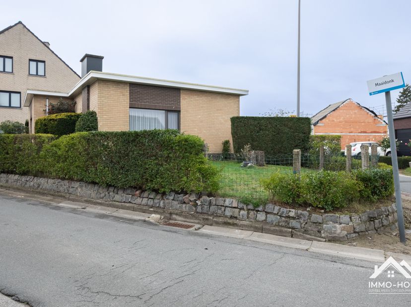 Huis te koop in Maaidonk 21,
                    9290 Berlare
