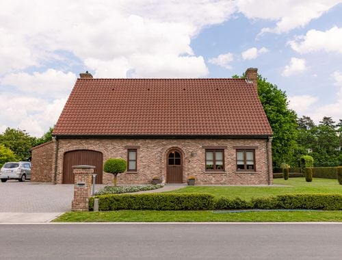                                         Villa à vendre à Sint-Kruis-Winkel, € 519.000
