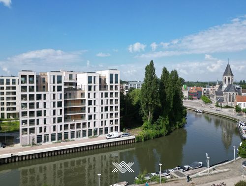                                         Bien commercial à vendre à Deinze, € 229.000

