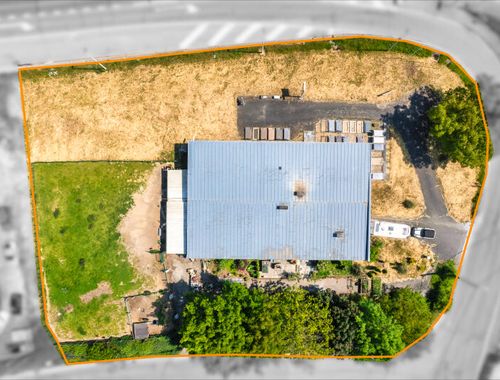                                         Bouwgrond te koop in Mons-lez-Liège, € 890.000
