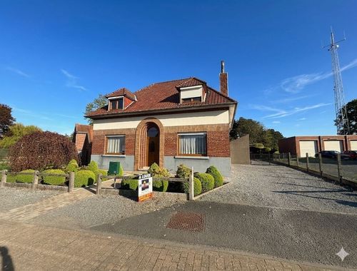                                         Maison unifamiliale à louer à Frasnes-lez-Buissenal, € 900
