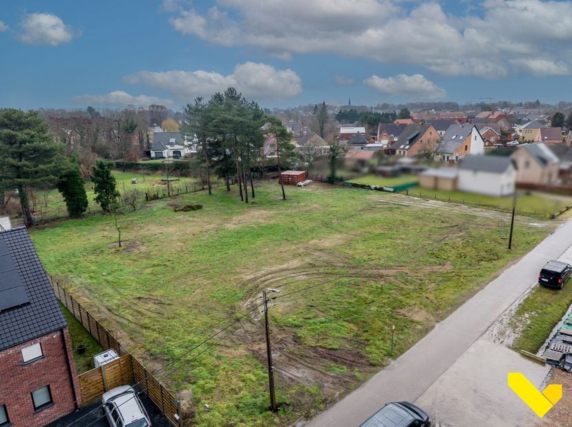 Terrain à vendre
                    à 2450 Meerhout
