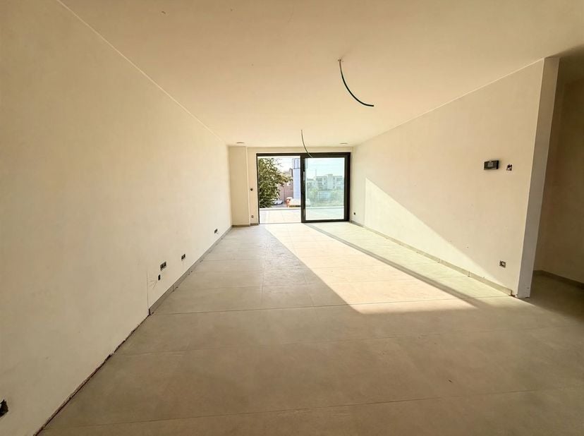 Appartement te koop in Stationsstraat 45 bus 3,
                    3680 Maaseik
