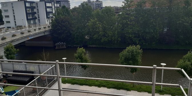 Appartement te huur in Guido Gezellelaan 97 bus 3, 9800 Deinze