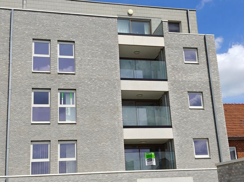 Modern en ruim nieuwbouwappartement met 1 slaapkamer in Maasmechelen Residentie Het Centrum. Dit ruim appartement is nog niet bewoond geweest en wordt