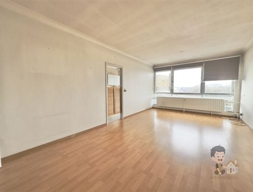                                         Appartement te koop in Gilly, € 100.000
