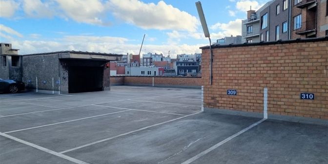 Garage te huur in Torhoutsesteenweg 66 bus 302, 8400 Oostende