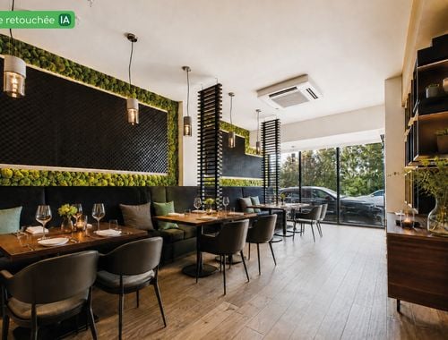                                         Usage mixte à vendre à Mouscron, € 379.000
