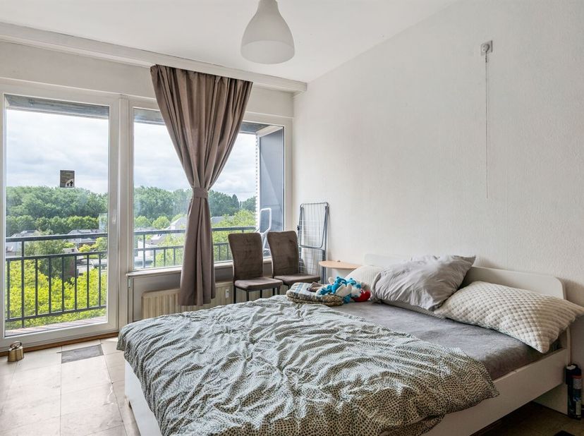 Opportunité d'investissement intéressante : spacieux appartement 1 chambre avec deux terrasses<br />
Vous recherchez un investissement immobilier sans