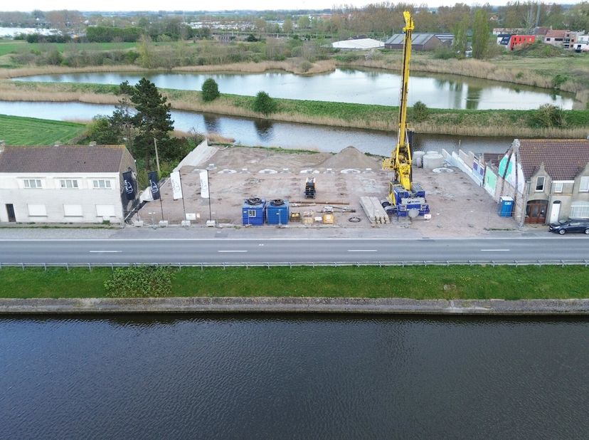 Ontdek project "Vaertzicht", een kleinschalig en kwalitatief woonproject bestaande uit moderne woningen, gelegen langs de Brugsevaart 32 te Nieuwpoort
