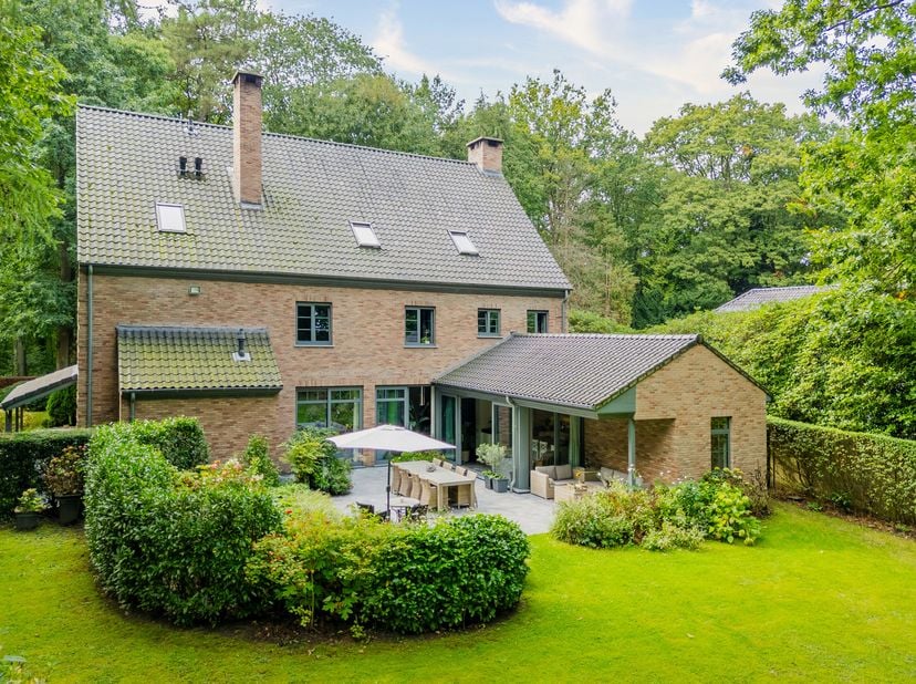Huis te koop in Geusenbacklaan 9,
                    2920 Kalmthout
