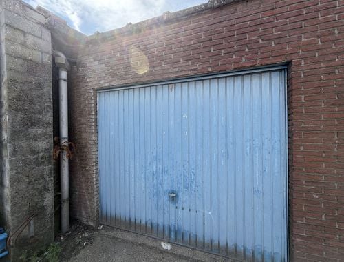                                        Garagebox te huur in Wondelgem, € 85
