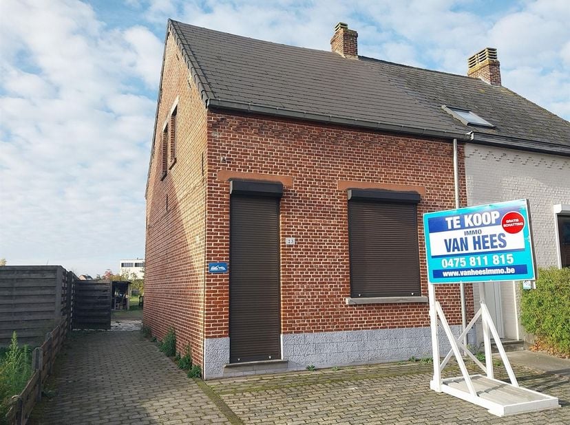 Huis te koop in Oude Molenstraat 23,
                    2400 Mol