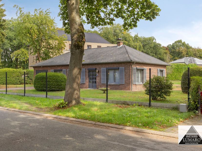 Huis te koop in Baron Coppéelaan 34,
                    3630 Eisden