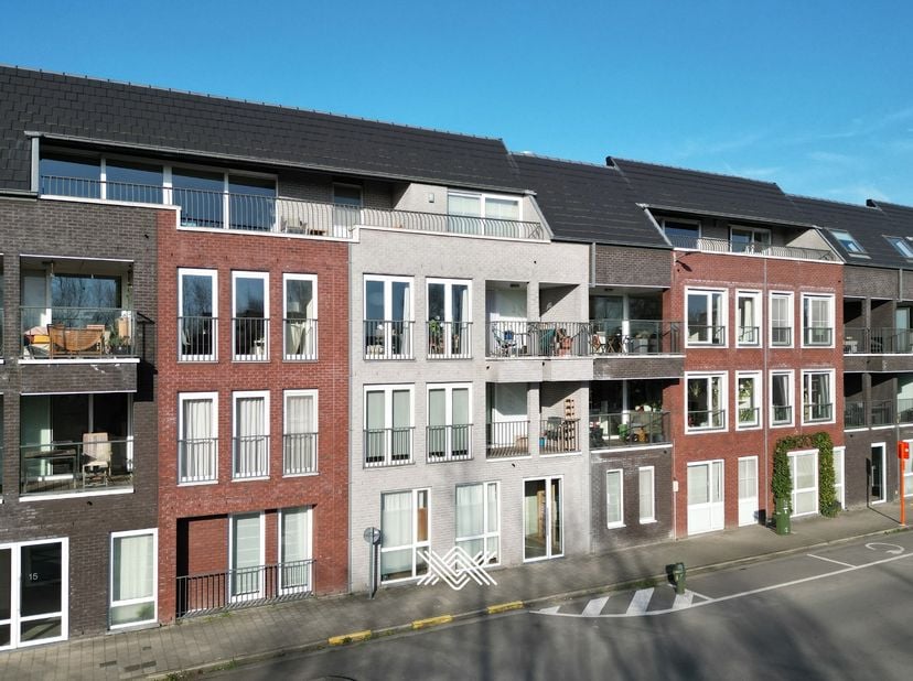 Appartement à louer à Waterkluiskaai 14 boîte 101,
                    9000 Gent