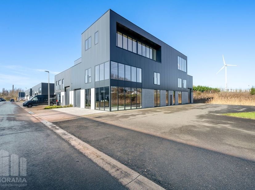Bedrijfsvastgoed te huur in Triphonstraat 52,
                    9060 Zelzate