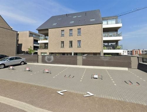                                         Box à vendre à Diepenbeek, € 50.000
