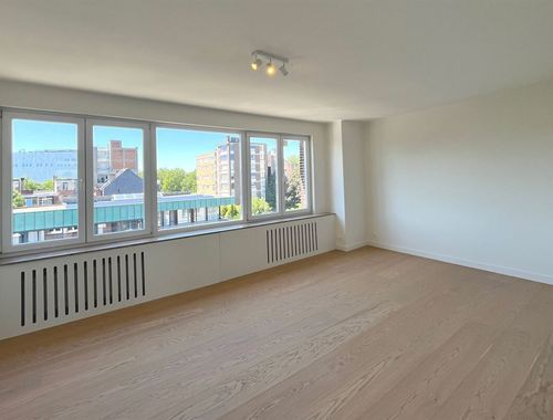                                         Appartement te koop in Berchem, € 319.000
