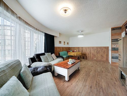                                         Appartement à vendre à Molenbeek-Saint-Jean, € 245.000

