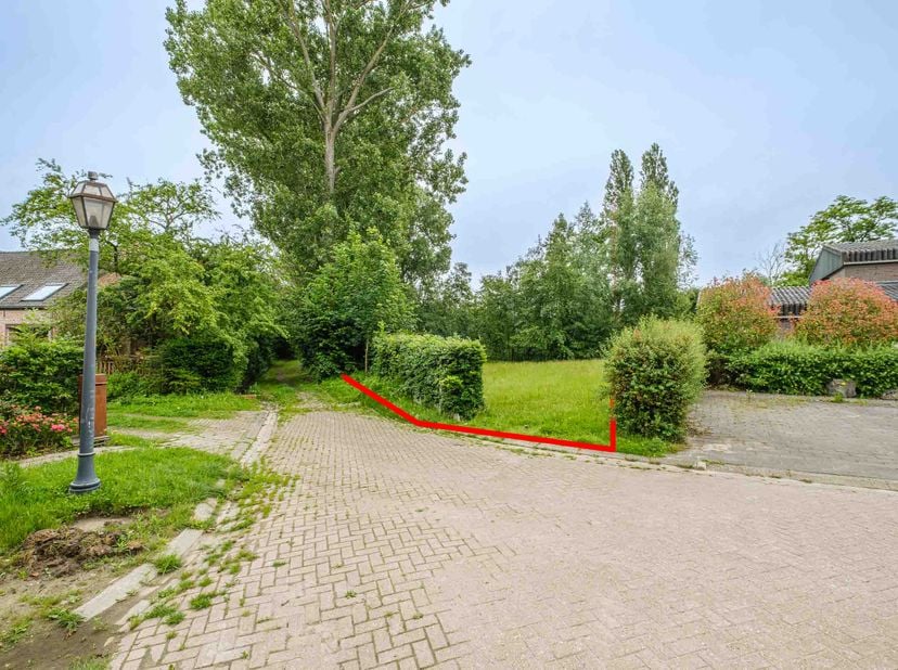Terrain à vendre à De Voortstraat 12,
                    2520 Emblem
