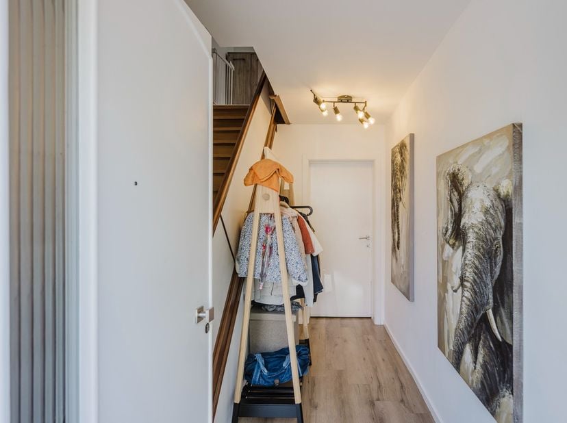 Welkom in oudstrijderslaan 1, Aalbeke!<br />
<br />
Bezoekdagen: vrijdag 17/07 en/of zaterdag 18/07<br />
<br />
Deze&amp;nbsp;instapklare halfopen gezins