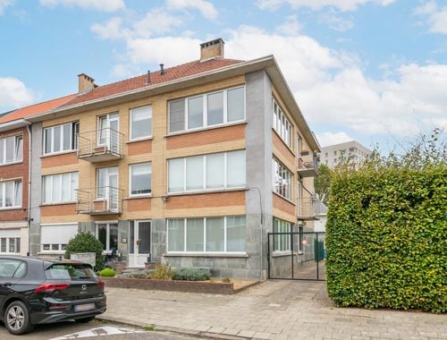                                         Appartement te koop in Wilrijk, € 239.000
