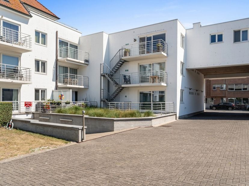 Garage te koop in Koninginlaan 61 bus P29,
                    8370 Blankenberge