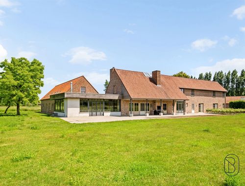                                         Fermette te koop in Roeselare, € 1.198.000
