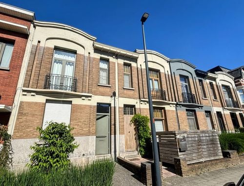                                         Rijwoning te koop in Lier, € 395.000
