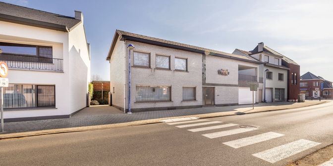 Huis te koop in J. Verlooyplein 34, 2235 Hulshout