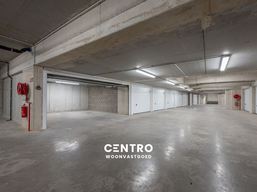 Garage te koop in ,
                    8370 Blankenberge