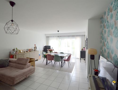                                         Appartement te huur in Hoevenen, € 950
