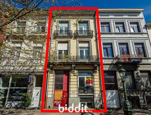                                         Maison à vendre à Molenbeek-Saint-Jean, € 185.000
