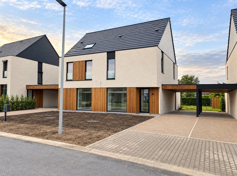 Huis te koop in Vaartstraat lot 33,
                    8770 Ingelmunster