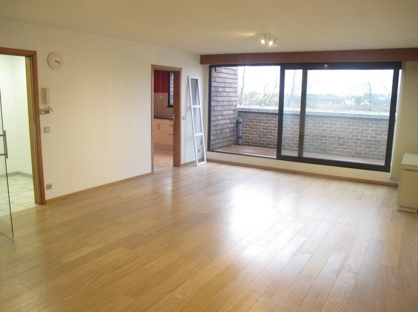 Bedrijfsvastgoed te huur in Lostraat 56 bus 2B,
                    9880 Aalter