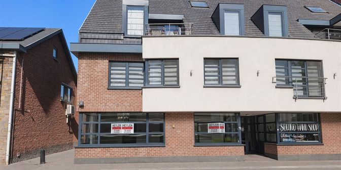 Bedrijfsvastgoed te huur in Dorpsstraat 134 bus 1, 3900 Overpelt