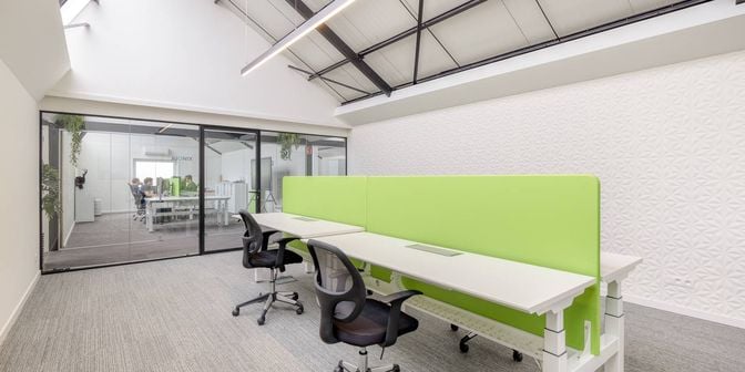 Bedrijfsvastgoed te huur in Izegemsestraat 60, 8800 Roeselare
