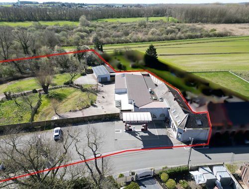                                         Gemengd gebruik te koop in Laplaigne, € 475.000
