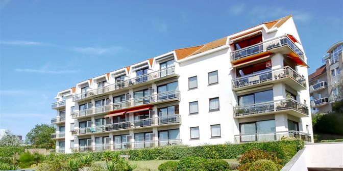 Garage te koop in Koninklijke Baan 54/56, 8660 De Panne