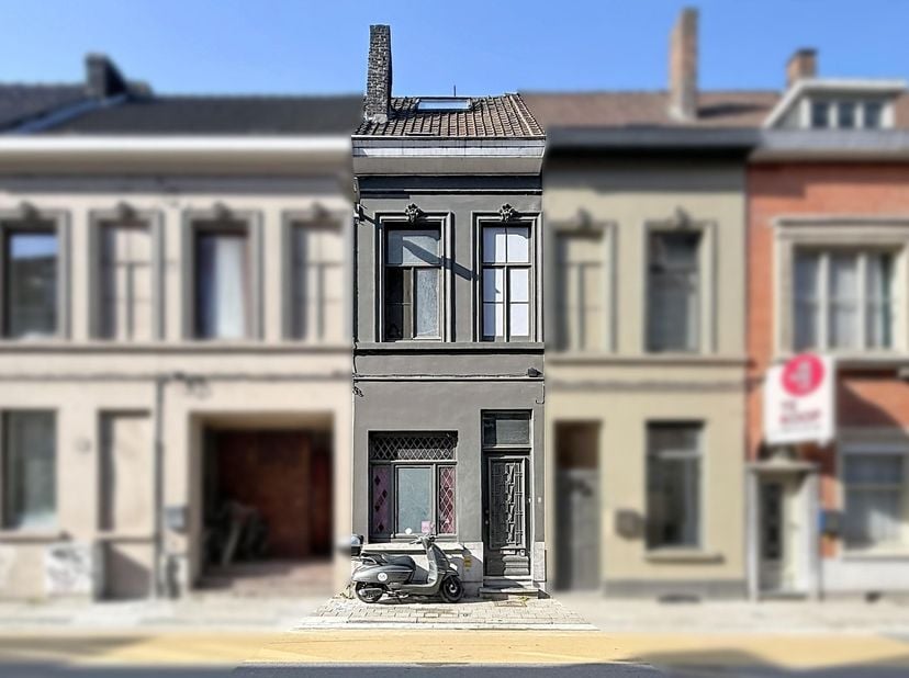 Huis te koop in Wandelingstraat 18,
                    8500 Kortrijk