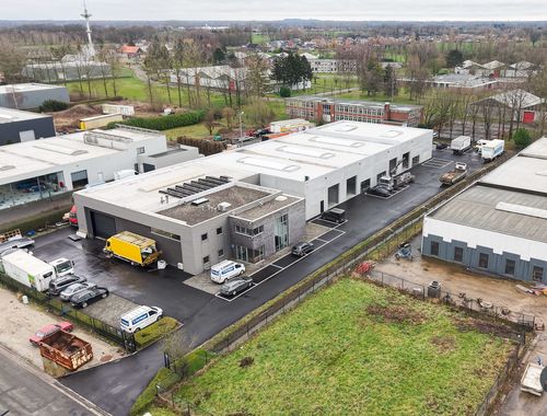                                         Bâtiment d’entreprise à louer à Berlaar, € 1.600
