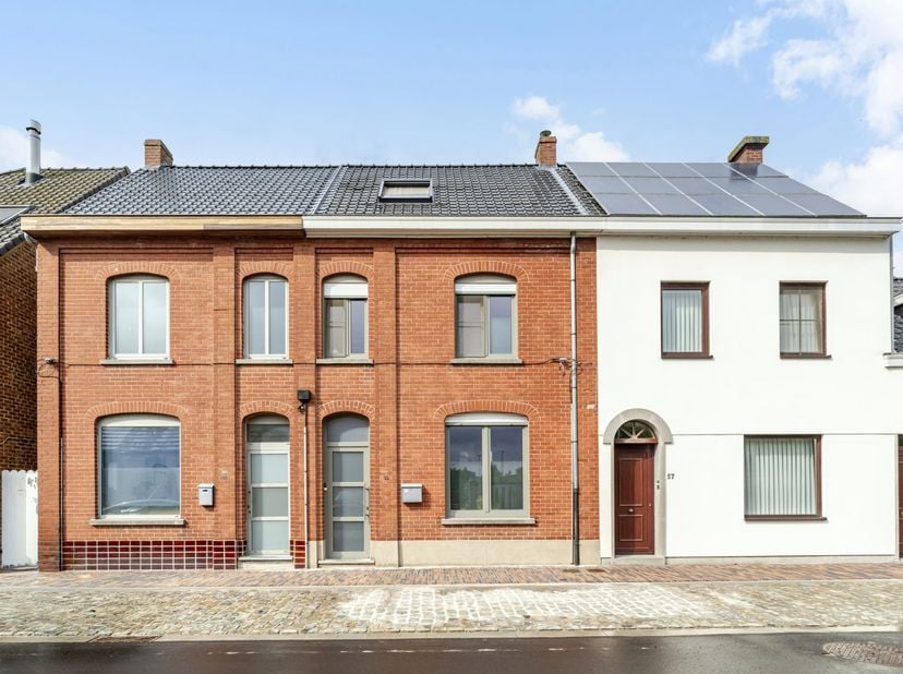 Huis te koop in Bloemenlaan 55,
                    9690 Berchem