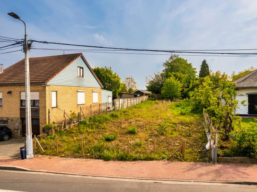 Grond te koop
                    in 4042 Liers