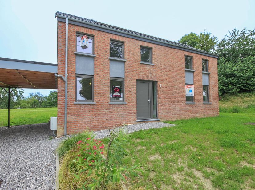 Huis te koop in ,
                    6120 Nalinnes